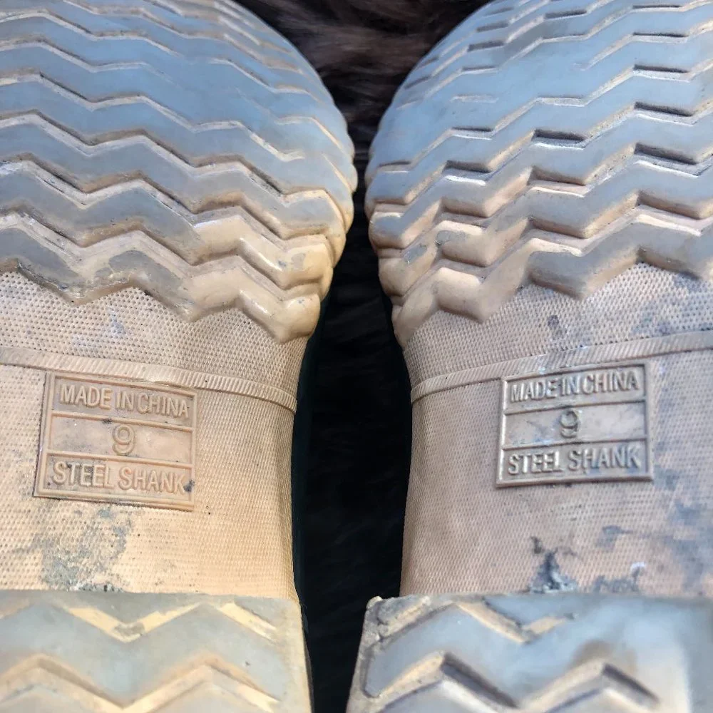 Eastland Duck Rain/Winter Boots - Picture 4 of 14